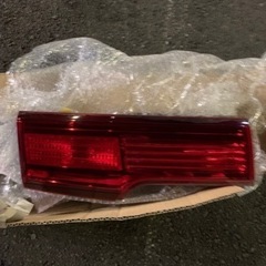 E52エルグランド前期テールセット?