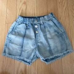 150センチ女の子のショートパンツ