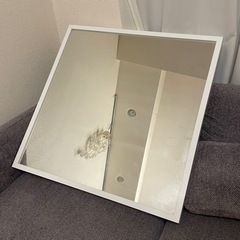 IKEA ミラー　ホワイトの画像