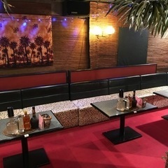 ハワイアンラウンジブルームーン - 地元のお店
