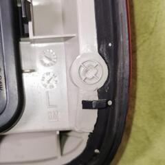 全国送料込 スバル トラヴィック オペル ザフィーラXM220 XM180 右テールランプ リアコンビライト 右 RH 09117448 09117445 09117736の画像
