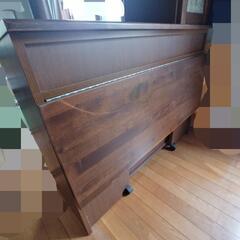 両面使い出来る！多機能食器棚 収納式カウンターテーブ付の画像