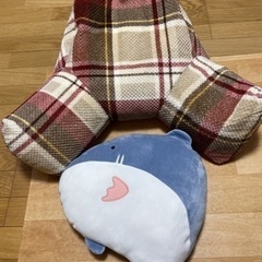 【2点セット】クッション、レストクッション