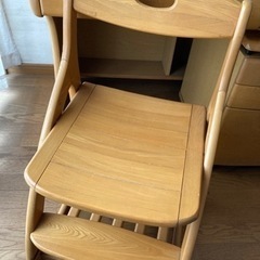 ★木製チェア★子供〜大人まで使用出来ます！★直接取りに来て下さる方に