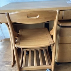 ★木製チェア★子供〜大人まで使用出来ます！★直接取りに来て下さる方にの画像