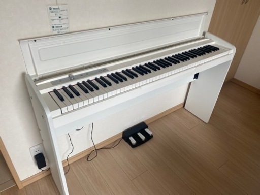 KORG LP180 ホワイト　中古