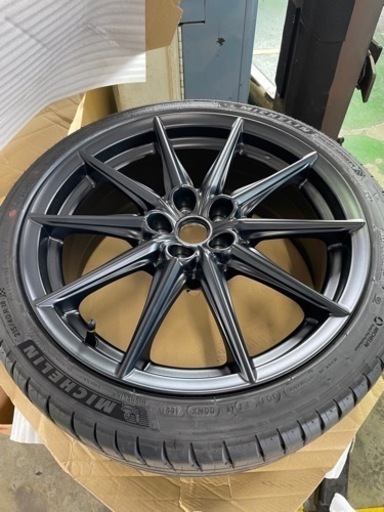 GR86 純正ホイール（タイヤ付）