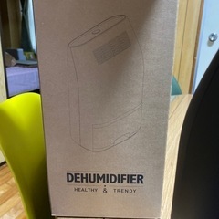 小型除湿器/値下げの画像