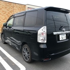 車検2年付き　平成22年のヴォクシー　走行11万k m ナビ　バックカメラ付きの画像