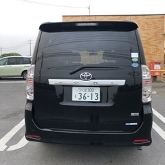 車検2年付き　平成22年のヴォクシー　走行11万k m ナビ　バックカメラ付きの画像