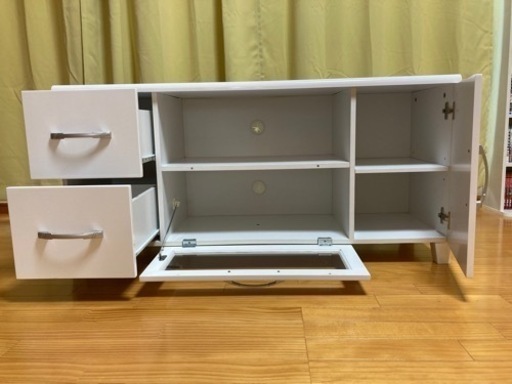 【決まりました】美品！鏡面仕上げテレビボード