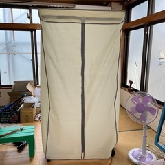 値下げ！引越しの為今日中で取引出来る方！ハンガーラックの画像