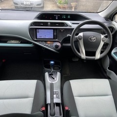 アクア　車検令和5年9月まで　スマートキー　ルーフバー付の画像