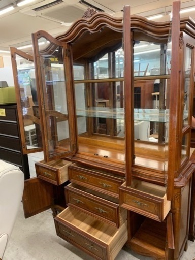 セレブリティーキャビネット