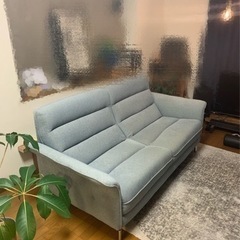 ソファ　❶お迎えされました