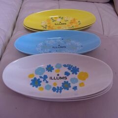 イルムズ ILLUMS　磁器製おつまみ皿　6枚組　白3枚黃2枚青1枚の画像