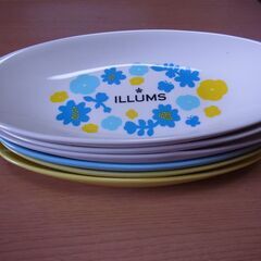 イルムズ ILLUMS　磁器製おつまみ皿　6枚組　白3枚黃2枚青1枚の画像