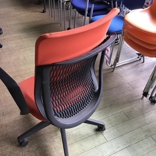 JF-10 【オフィス家具専門店】ウチダのハイバックチェアです！ R4.6/17