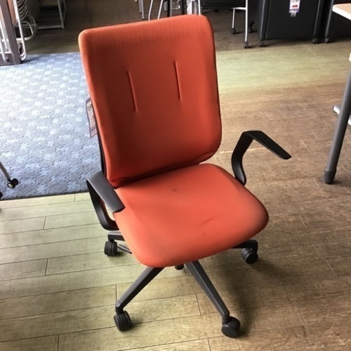 JF-10 【オフィス家具専門店】ウチダのハイバックチェアです！　R4.6/17時点で在庫数4点あり