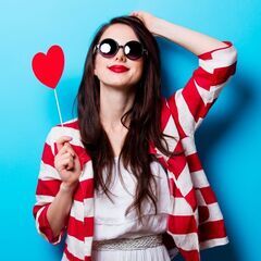 ＜～8月まで＊短期＞時計の販売staff★時給1450～1500...