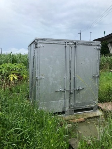 一坪倉庫、コンテナ