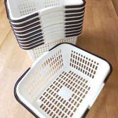 【取引中】¥350 まとめ 10個セット バスケット 収納 ボッ...