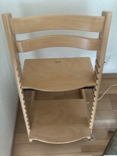 ストッケ　子供用椅子