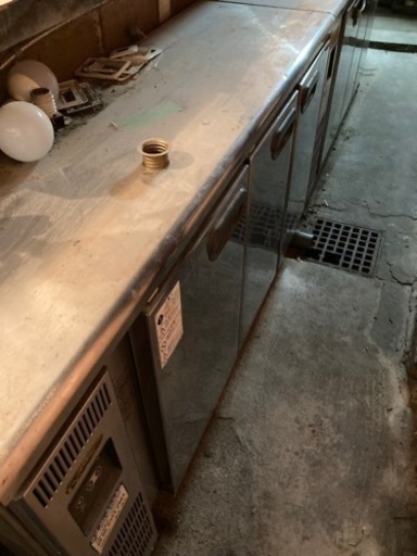 業務用大型台下冷蔵庫！！