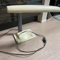 デスクスタンド