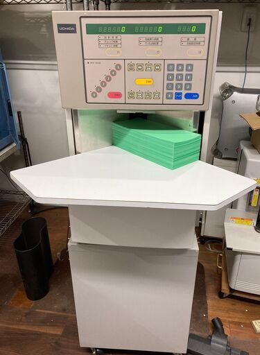 ウチダテクノ カウントロン T-250 完動品 紙枚数計数機 枚数計測器 ペーパーカウンター キャスター付き専用台有りＢ