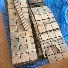 【引き取り決定しました】テラコッタタイル(ベランダ用)