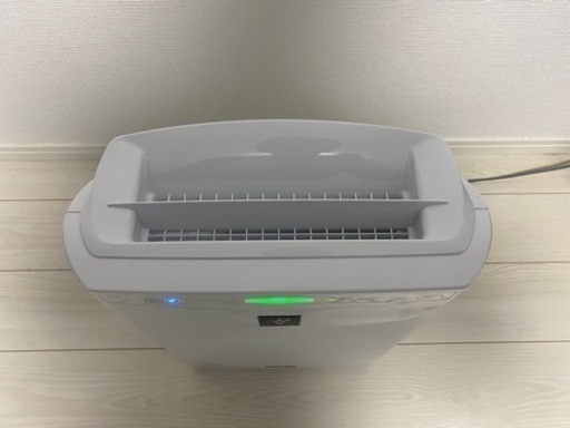 SHARP シャープ  空気清浄機 2018年製 FU-G51-W