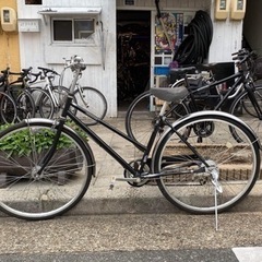 ??ママチャリ　6変速　黒　２７インチ　自動ライト