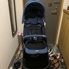 joie（ジョイー）トラベルシステム　ベビーシート　ベビーカー　ベビーシートベース＋αの画像