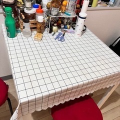 ダイニングテーブル　75cm✖️75cmの画像