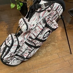 夏休み最終値下げしましたオークリー  限定 キャディーバッグ　スタンド式
