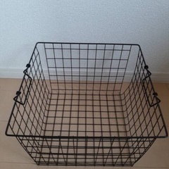【６月26日まで！】黒　洗濯物カゴ　インテリアカゴ