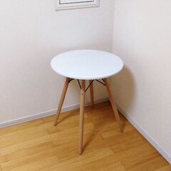 テーブル組み立てただけですほぼ使っておりません