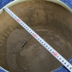 染付 たちばな焼 火鉢 手炙り 植木鉢 睡蓮鉢 メダカ鉢 水鉢 金魚鉢 ビオトープ 陶器 茶道具 骨董 有田焼 伊万里焼 火箸・五徳付♪お値下げ可‼️の画像