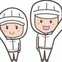ゼリーの製造工場での充填や検査作業