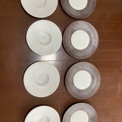 お皿　フランス