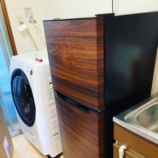 冷蔵庫　138L 2021年製　定価22300円