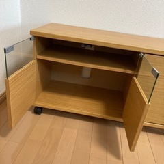 テレビ台の画像