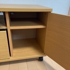 テレビ台の画像