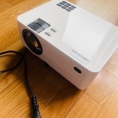 プロジェクター