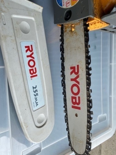 チェーンソー　RYOBI