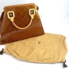 LOUIS VUITTON / ルイヴィトン　フォーサイス ヴェルニ モノグラム　ハンドバッグ　[29C-86]