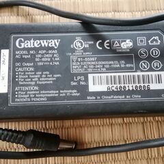 Gatewayパソコンアダプター3.5mあげます