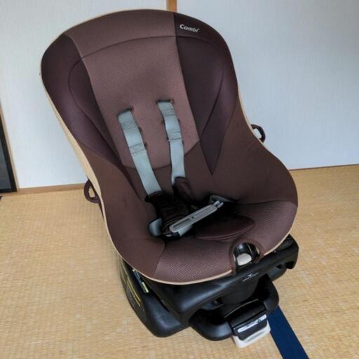 チャイルドシート　Combi