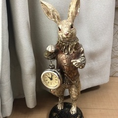 アンティークうさぎ時計